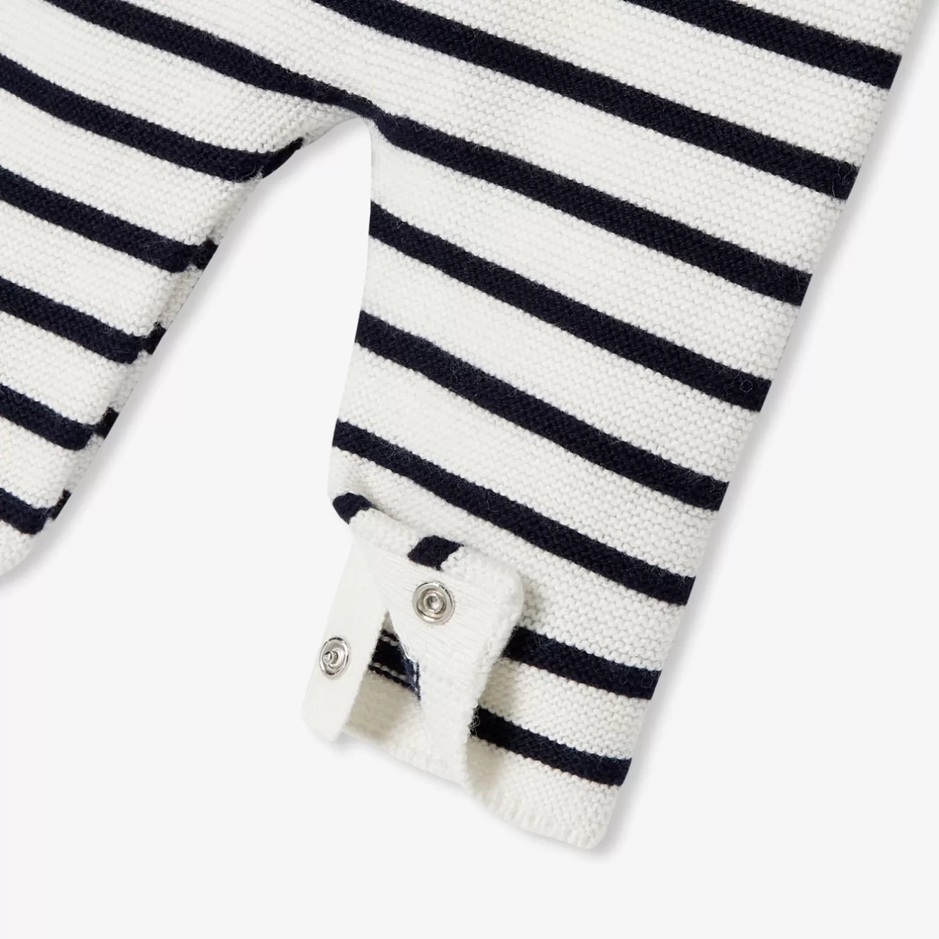 baby_girl_jumpsuit_in_garter_stitch_4-1.webp Jacadi Bloomers, Overalls And Sets | Baby girl jumpsuit in garter stitch