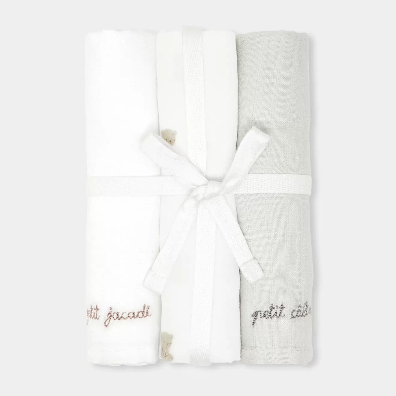 Jacadi Bibs And Swaddling Cloths | Set of 3 nappies
